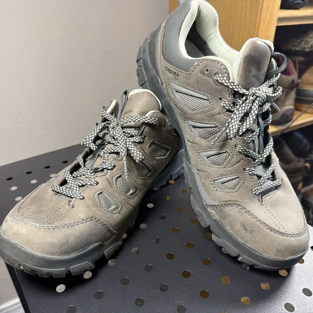 Oboz Sawtooth Low Waterproof Hiking Shoes Mens 8.5 EUC